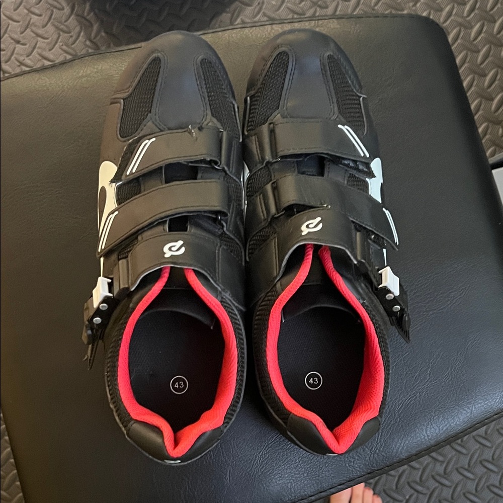 Peloton Black Cycling Shoes with Red Accents